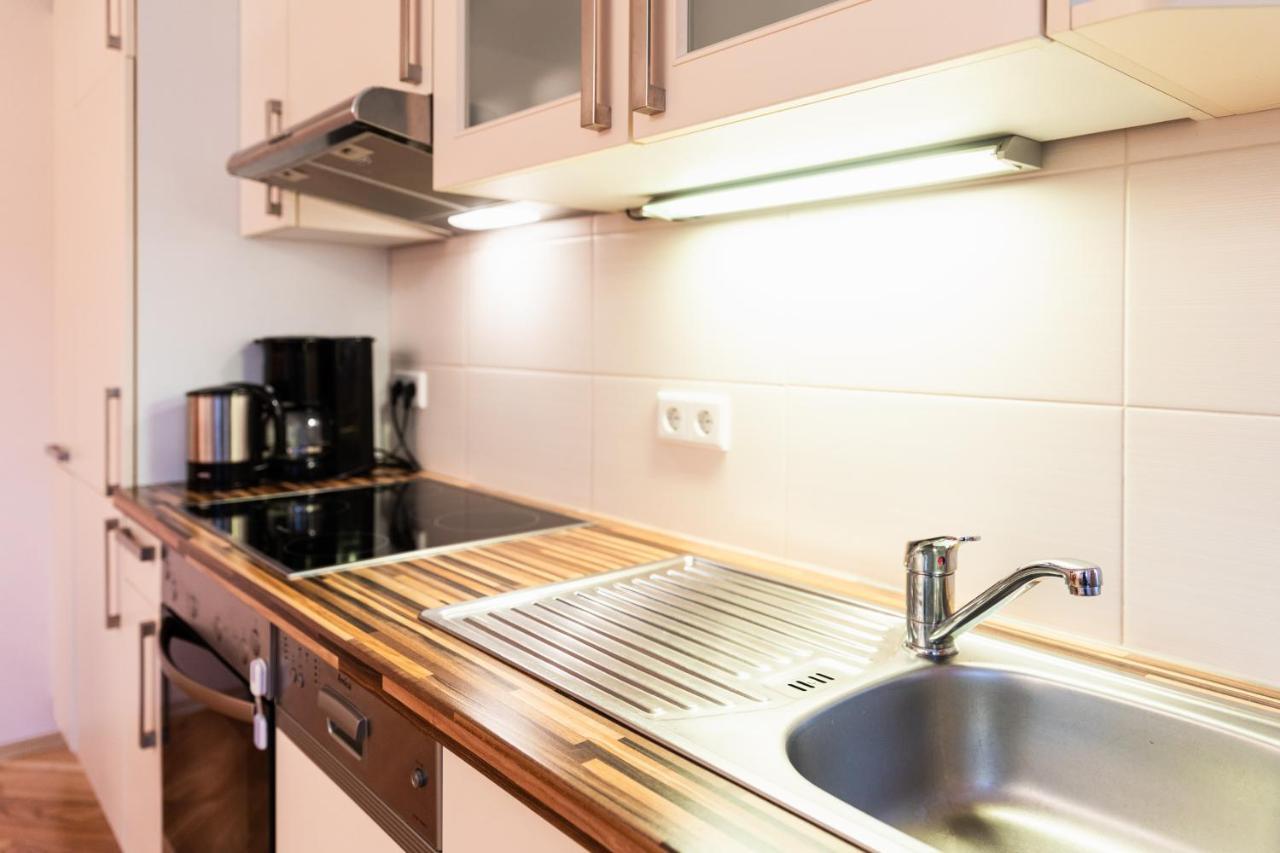 Ferienwohnung "Johann" メッケンベウーレン エクステリア 写真